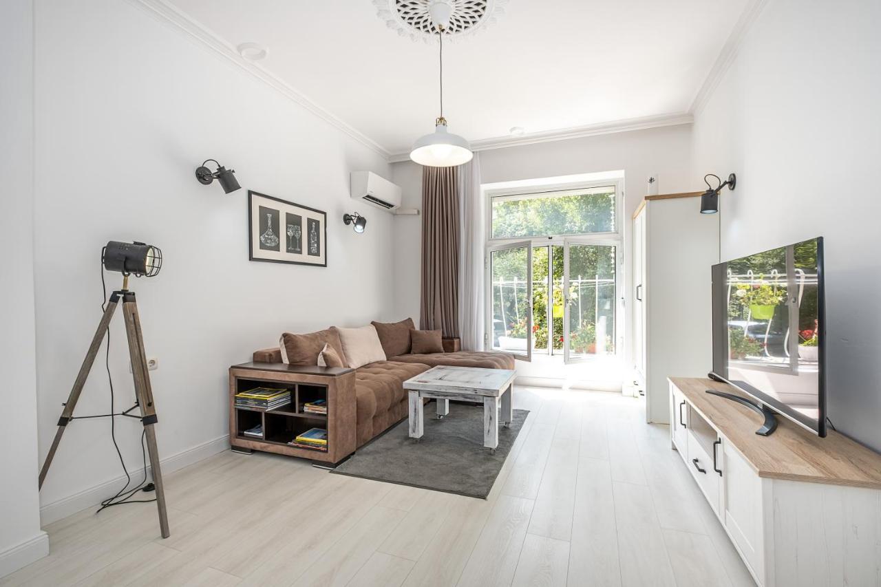 Jazz & Wine - Luxury Apartment By The Sea & Parking & Hbo & Netflix Varna Dış mekan fotoğraf