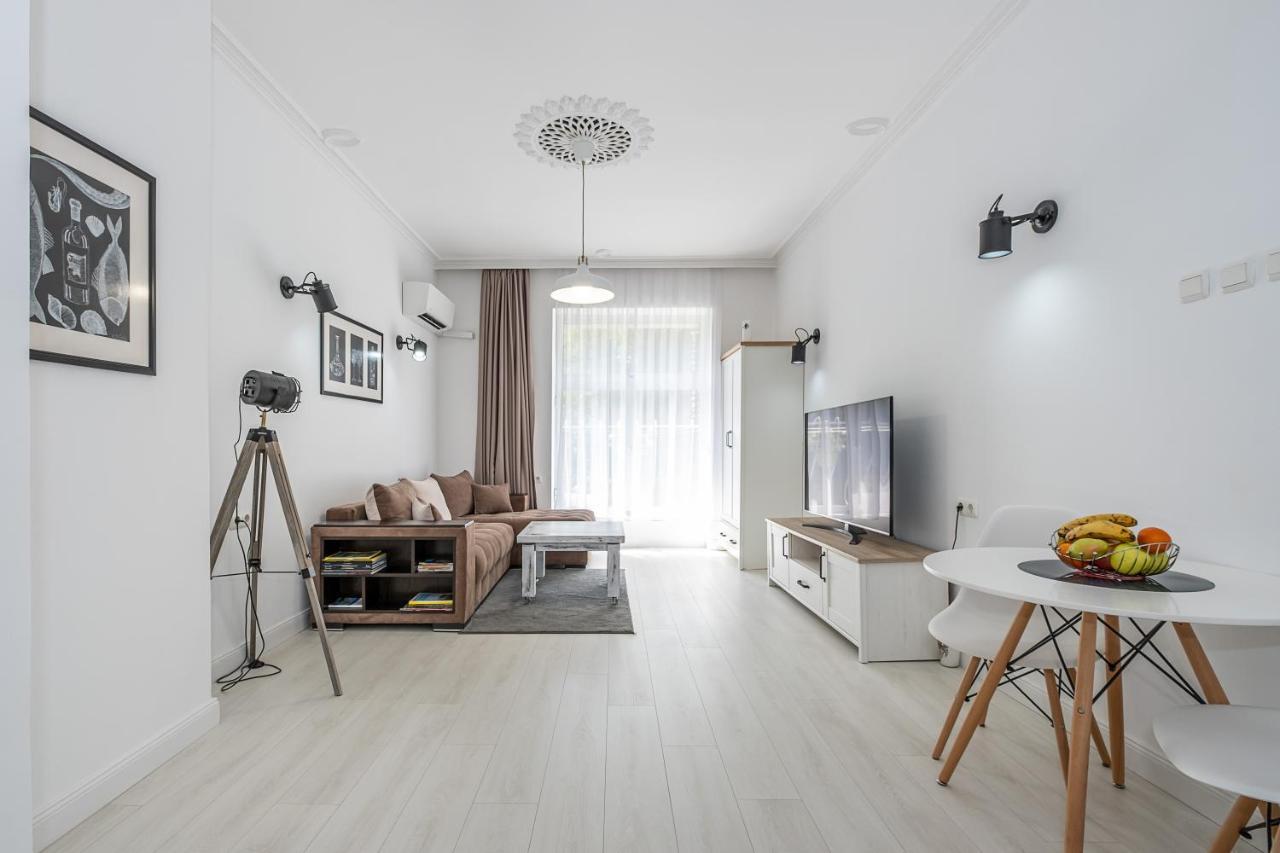 Jazz & Wine - Luxury Apartment By The Sea & Parking & Hbo & Netflix Varna Dış mekan fotoğraf